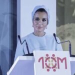 “من امرأة لامرأة”.. رسالة من “سارة نتنياهو” إلى الشيخة موزا